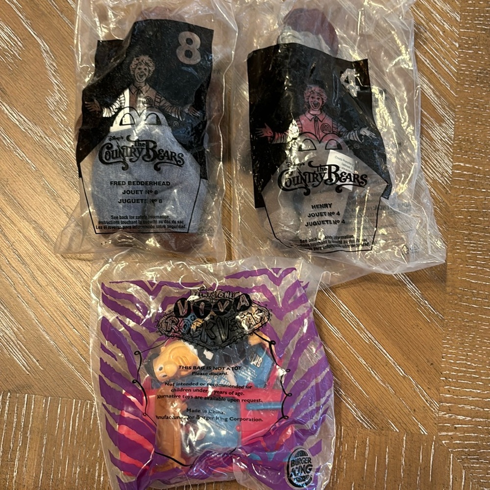 Mc Donald’s and Burger King kids meals toys